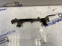 Лот: 21713270. Фото: 2. топливная рейка Mazda Demio DW3W. Автозапчасти