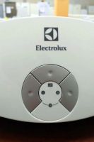 Лот: 13631777. Фото: 2. Водонагреватель проточный electrolux... Тепловое оборудование, климат