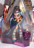 Лот: 10017215. Фото: 3. Monster High Vinyl Nefera de Nile... Красноярск