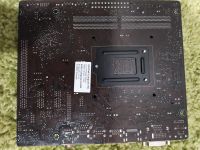 Лот: 16414122. Фото: 2. Asus H110M-R. Комплектующие