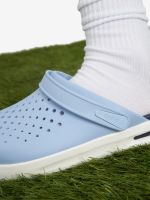 Лот: 25367846. Фото: 9. Сабо женские Crocs InMotion, Голубой
