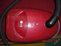 Лот: 952202. Фото: 3. Вакуумный пылесос LG V-3310D. Бытовая техника