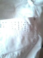 Лот: 5897385. Фото: 2. Джинсы белые со стразами 50-52. Женская одежда