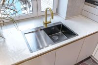 Лот: 23657768. Фото: 2. Мойка врезная с крылом OMOIKIRI... Сантехника, водопровод