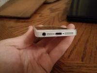 Лот: 8614736. Фото: 3. Iphone 5s 16g в идеале, коробка... Красноярск