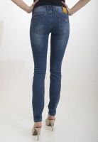 Лот: 9910231. Фото: 2. Джинсы новые. Женская одежда