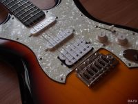 Лот: 8082126. Фото: 4. Электрогитара Hagstrom F301. Красноярск