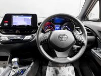 Лот: 21394552. Фото: 10. Toyota C-HR, I Рестайлинг 1.2...