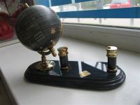 Лот: 981724. Фото: 2. Подставка с глобусом. Канцелярские и офисные товары