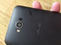Лот: 15775396. Фото: 6. Смартфон Asus Z010DA. Пошарпан...