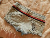 Лот: 1909537. Фото: 2. Шорты. Женская одежда