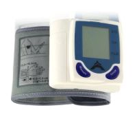 Лот: 8246640. Фото: 2. Компактный автоматический тонометр... Медицина