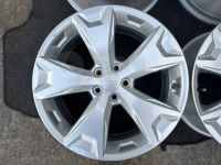 Лот: 25046299. Фото: 5. Диски Subaru Forester R17 5*100...