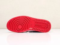 Лот: 15643433. Фото: 4. Кроссовки Nike Air Jordan 1 Mid. Красноярск
