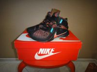 Лот: 25385740. Фото: 2. Стильные кроссовки Nike LeBron... Мужская обувь