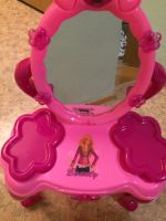 Лот: 9628102. Фото: 2. косметический стол и стул игрушечный. Игрушки