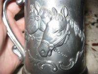 Лот: 13742005. Фото: 5. Антикварная кружка Лошади олово...