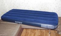 Лот: 1856405. Фото: 3. Одноместный надувной матрас-кровать. Красноярск
