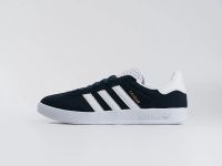 Лот: 24973692. Фото: 2. Кроссовки Adidas Gazelle OG. Мужская обувь