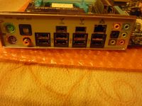 Лот: 3830746. Фото: 2. GA-MA790XT-UD4P AMD AM3 ATX. Комплектующие