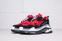 Лот: 13446182. Фото: 3. Продам кроссовки Balenciaga Triple... Одежда, обувь, галантерея