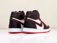 Лот: 15643433. Фото: 3. Кроссовки Nike Air Jordan 1 Mid. Одежда, обувь, галантерея