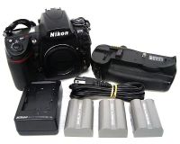 Лот: 7375575. Фото: 2. Nikon D700 с батарейным блоком... Фотокамеры