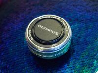 Лот: 21119044. Фото: 2. Olympus M.Zuiko Digital 17mm F2... Фото, видеокамеры, оптика
