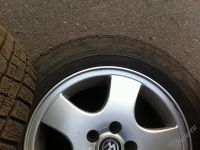 Лот: 2169658. Фото: 2. Ориинальные Диски Volkswagen и... Шины, Диски