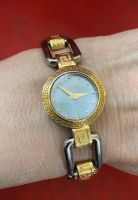 Лот: 25336509. Фото: 3. Часы женские Versace оригинальные... Ювелирные изделия, бижутерия, часы