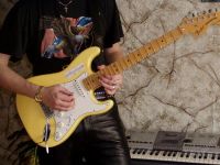 Лот: 2222906. Фото: 2. Синтезатор Yamaha E-403. Музыкальные инструменты