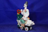 Лот: 20776753. Фото: 2. Фарфоровая статуэтка Не булa я... Антиквариат