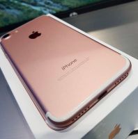 Лот: 10822272. Фото: 3. iPhone 7 32GB розовый в идеальном... Красноярск