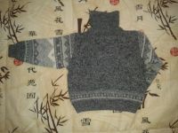 Лот: 4651897. Фото: 4. Свитер для мальчика примерно на... Красноярск