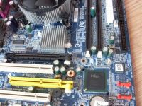 Лот: 769970. Фото: 3. Мать Gigabyte GA-8I915-GL + Intel... Компьютеры, оргтехника, канцтовары