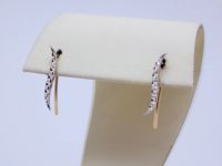 Лот: 12321153. Фото: 2. ЗОЛОТЫЕ СЕРЬГИ 0,98 ГРАММ. Ювелирные изделия, бижутерия, часы