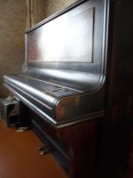 Лот: 3992441. Фото: 3. Антикварное немецкое пианино. Коллекционирование, моделизм