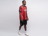 Лот: 24975414. Фото: 7. Футбольная форма Puma AC Milan
