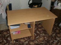 Лот: 1053669. Фото: 3. Компьютерный/письменный стол. Мебель