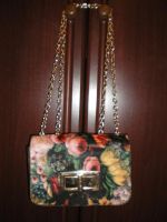 Лот: 3592834. Фото: 3. Сумочка с цветами и цепочкой. Одежда, обувь, галантерея