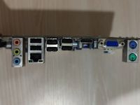 Лот: 17288826. Фото: 2. Материнская плата ASRock H61M-HVS. Комплектующие