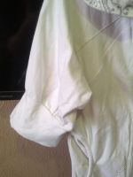 Лот: 5893416. Фото: 5. Кофта с капюшоном белая короткий...