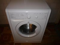 Лот: 12630985. Фото: 2. Идеальная стиральная машинка Indesit... Крупная бытовая техника