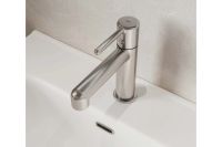 Лот: 25354094. Фото: 3. Смеситель для умывальника IDDIS... Строительство и ремонт