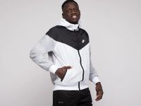 Лот: 18154582. Фото: 3. Ветровка Nike (22125). Одежда, обувь, галантерея