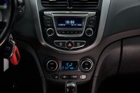 Лот: 24962799. Фото: 16. Hyundai Solaris 2014