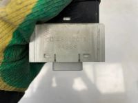 Лот: 21702786. Фото: 2. кнопка airbag Toyota Corolla ZZE121L. Автозапчасти