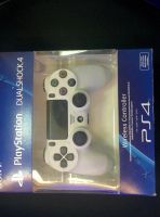 Лот: 6396752. Фото: 2. Sony PlayStation dualshok 4 red. Игровые приставки, консоли, видеоигры