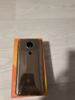 Лот: 25517778. Фото: 4. Смартфон Motorola E5 plus gold