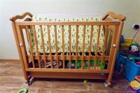 Лот: 2335000. Фото: 3. детская кроватка-качалка гандылян... Мебель